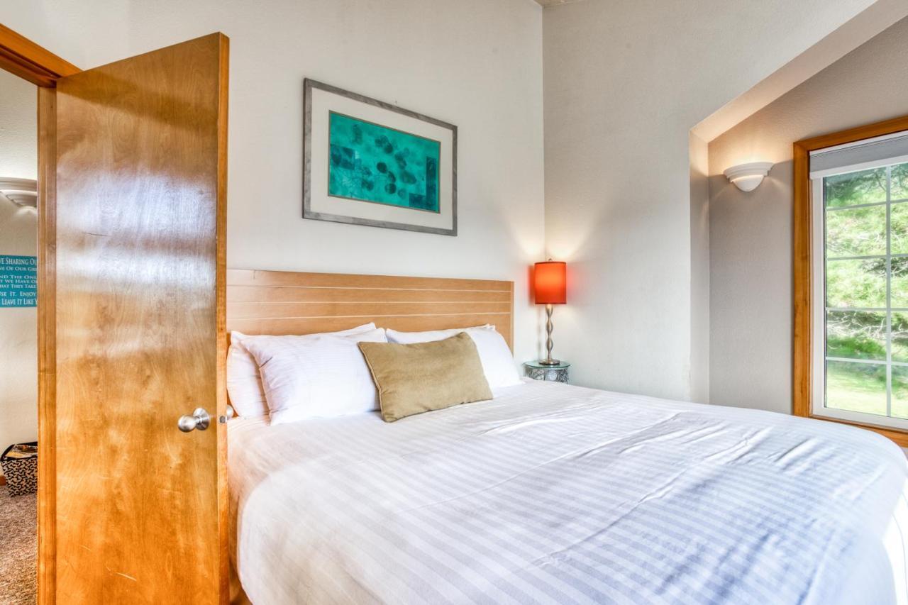 Beaches Inn | Pelicans View Cottage Кэннон-Бич Экстерьер фото